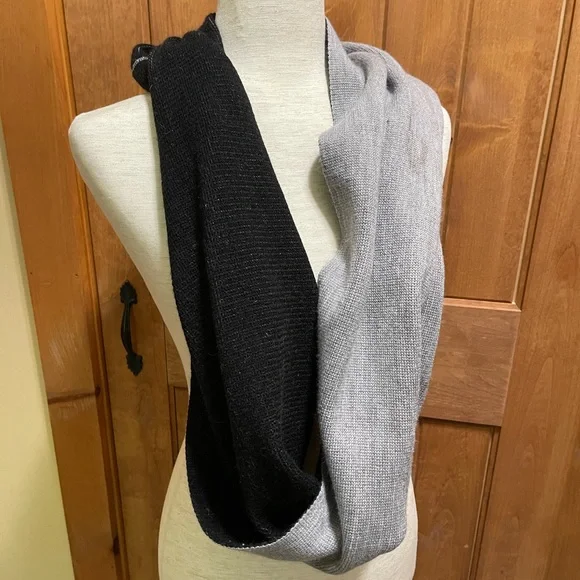 Cashmere Two Toned Infinity Scarf - Picture 4 of 5